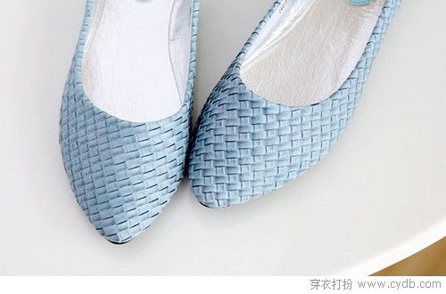 低跟鞋 美腿不費(fèi)腳