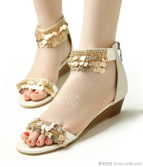 低跟鞋 美腿不費(fèi)腳