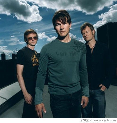 體會服飾與歌曲里的情感語言