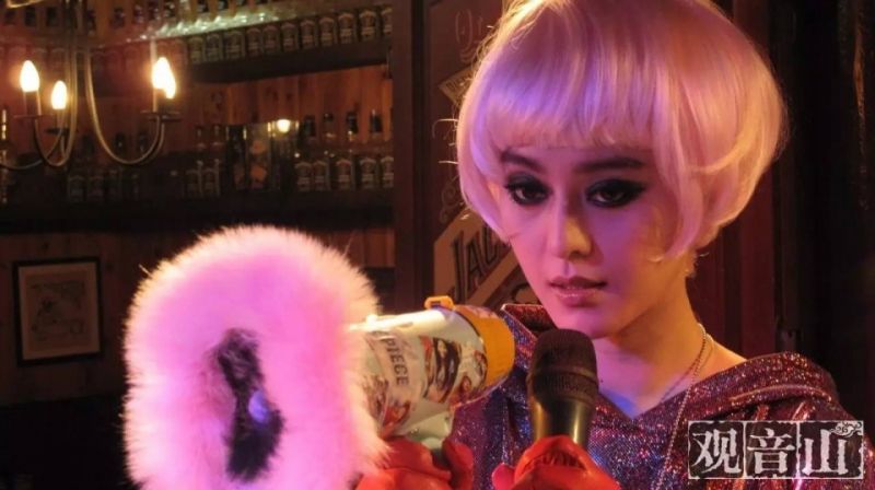 戛納紅毯｜成就范冰冰時(shí)尚地位的，可能不是禮服，而是假發(fā)…